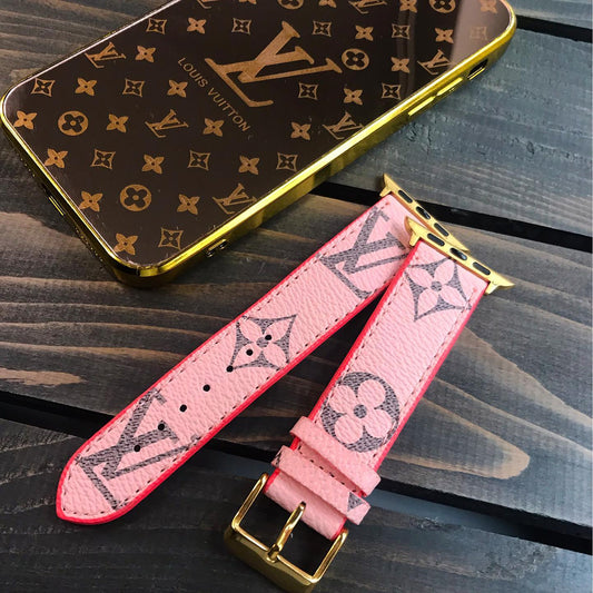 How to Choose the Perfect Designer iPhone Case and Apple Watch Band Combo