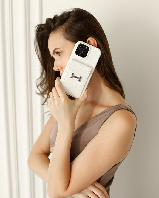Dress the iPhone 17 Pro Max in Luxury: Why Now’s the Best Time for Designer-Inspired Cases