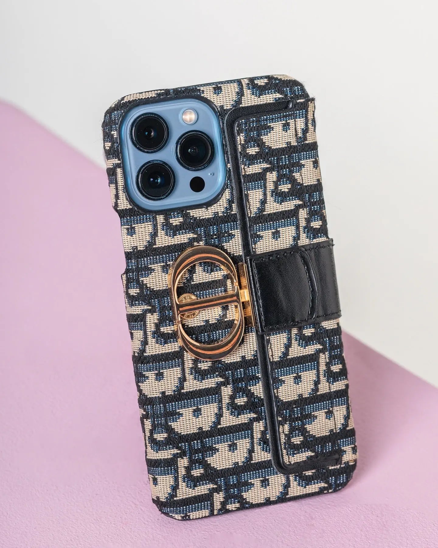 DIOR OBLIQUE JACQUARD IPHONE 16 CASE - SereneShop