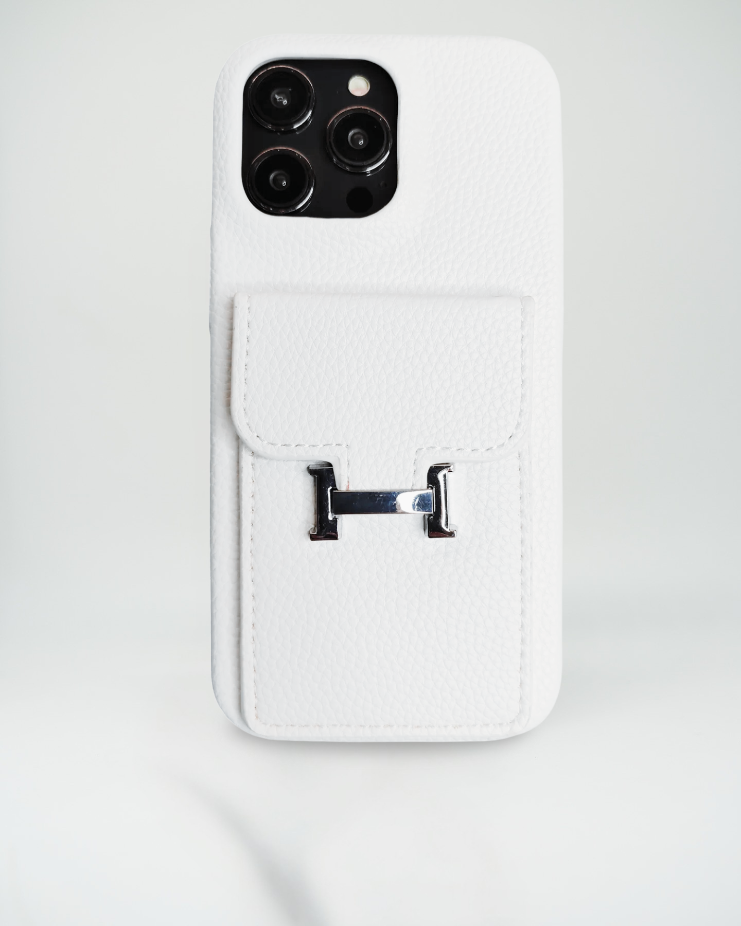 Le Lilas Hermès iPhone 16 Pro Max Case with Cardholder