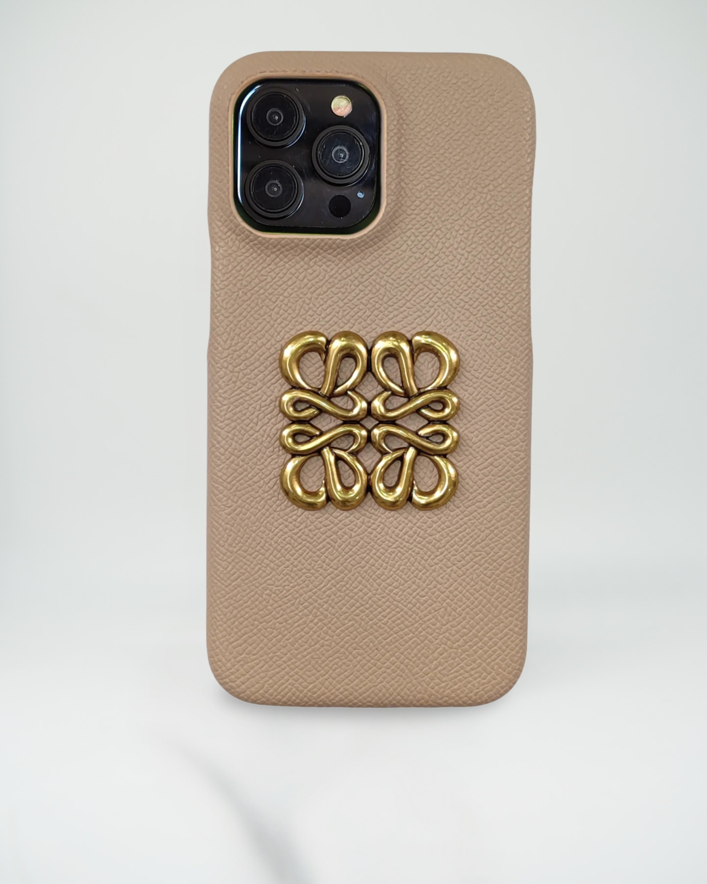Ivory Pearl Loewe iPhone 16 Pro Max Case