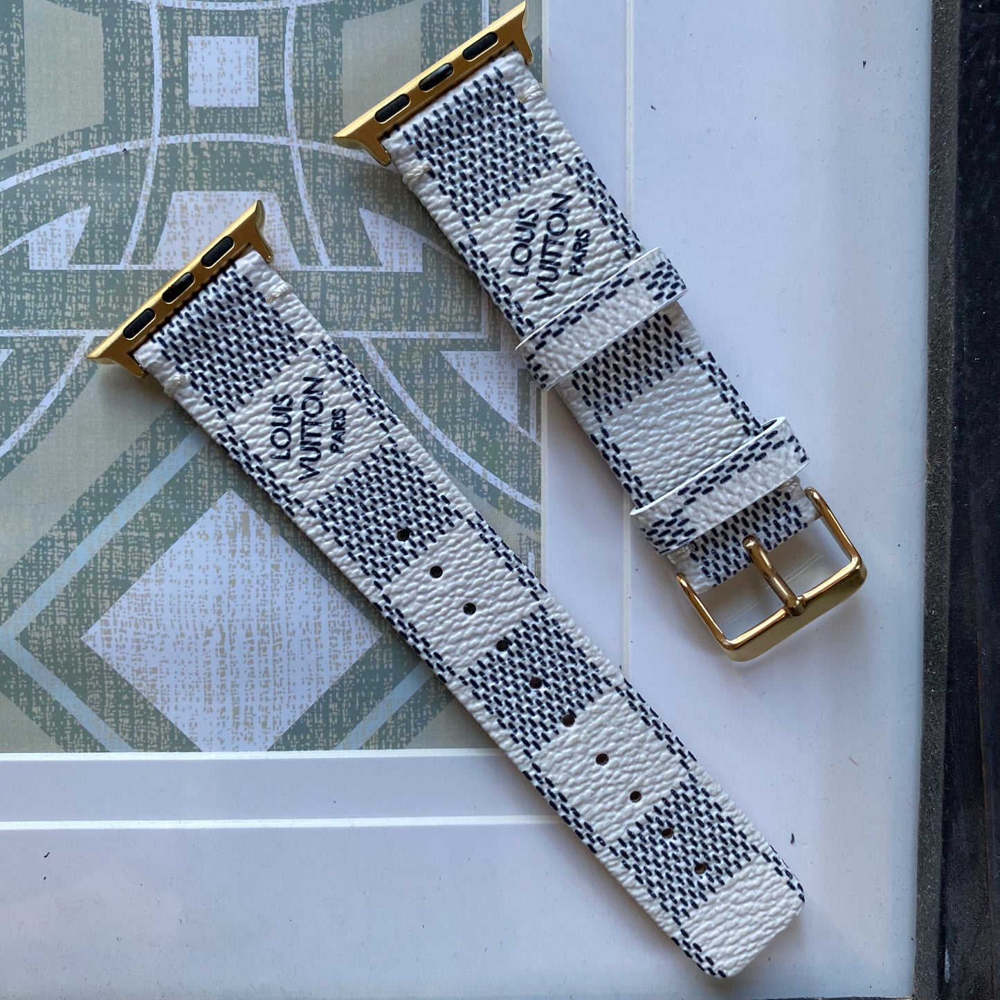 Louis Vuitton Apple Watch Tambour Damier Graphite Canvas Strap