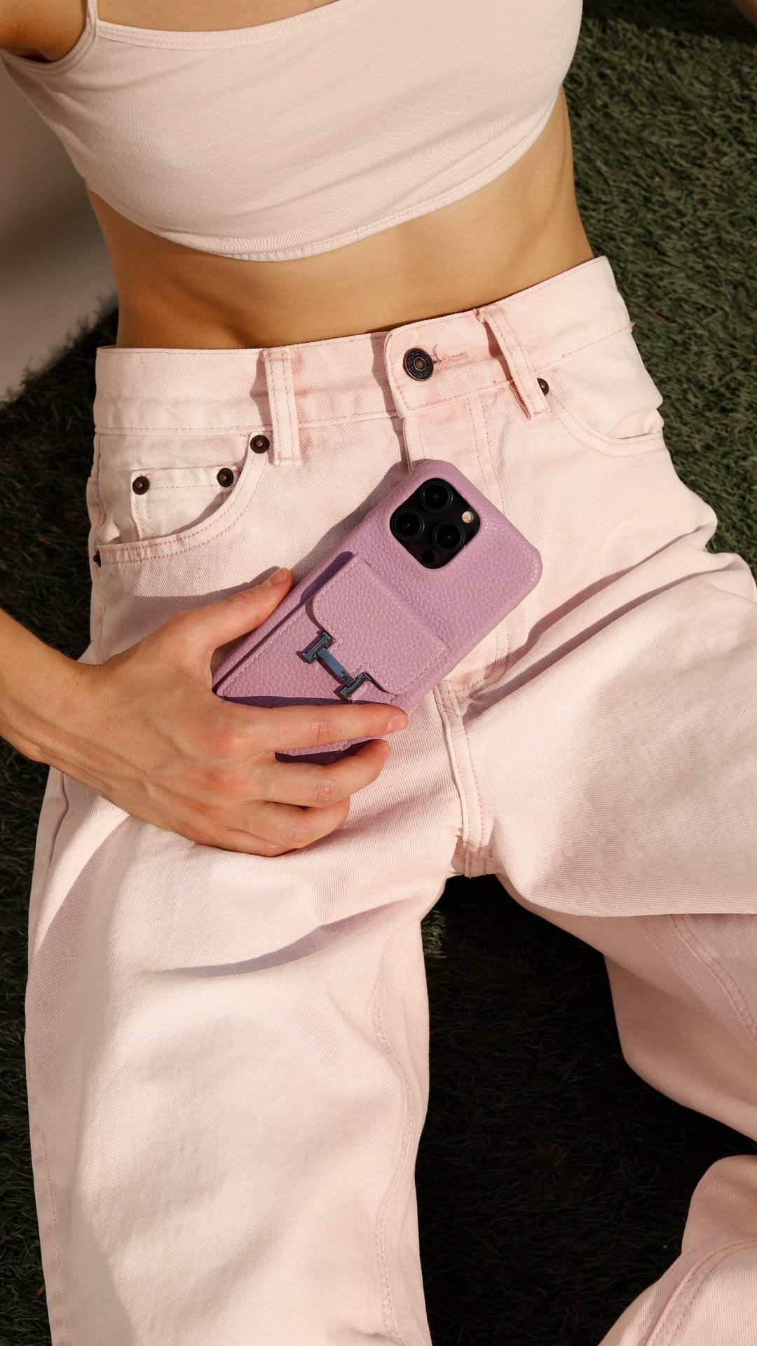 Le Lilas Hermès iPhone 16 Pro Max Case with Cardholder