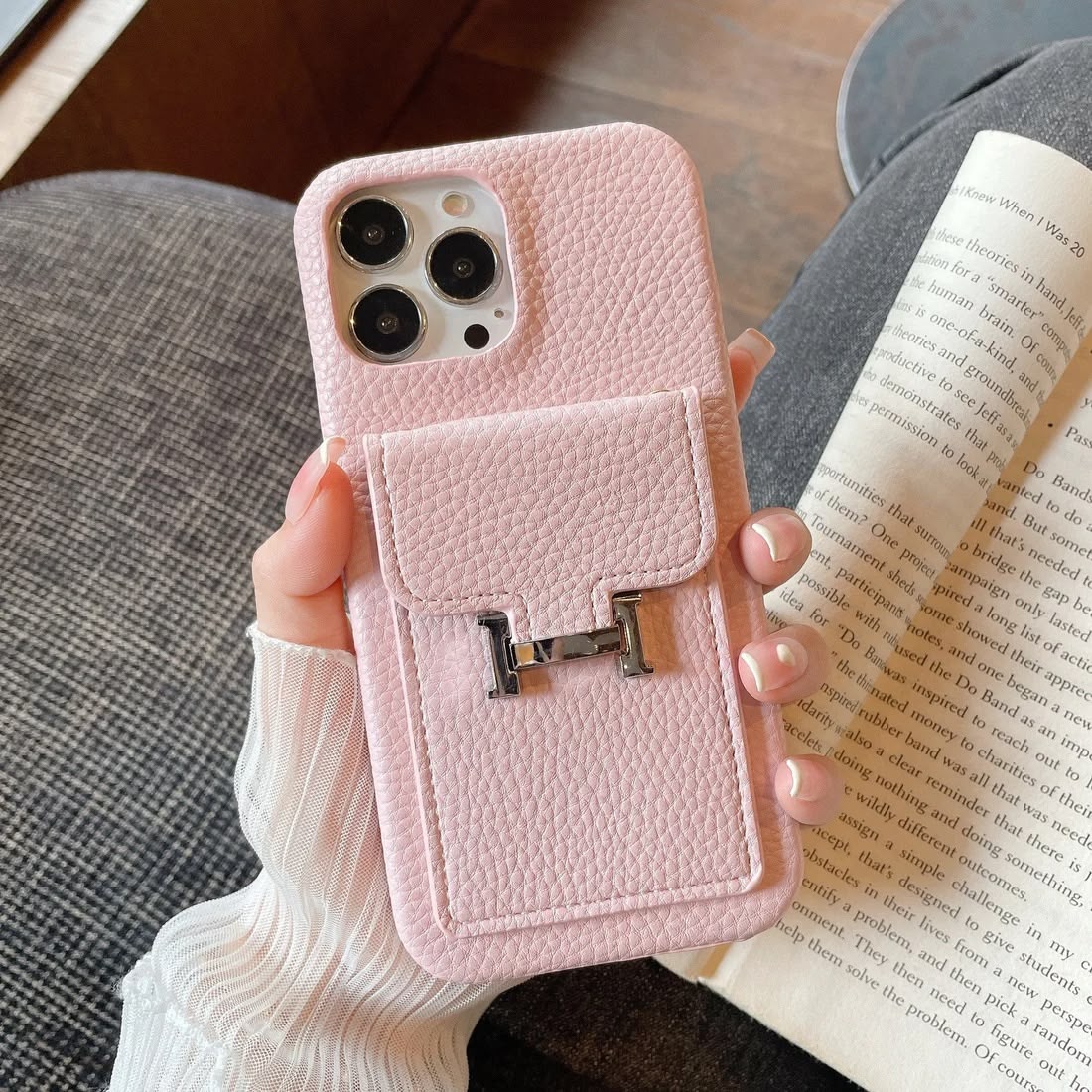 Le Rose Hermès iPhone 16 Pro Max Case with Cardholder