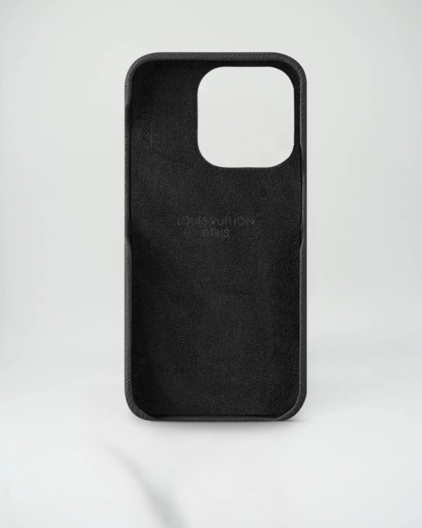 Bumper Pallas – Louis Vuitton iPhone 17 Pro Max Case – Monogram Canvas Edition - SereneShop