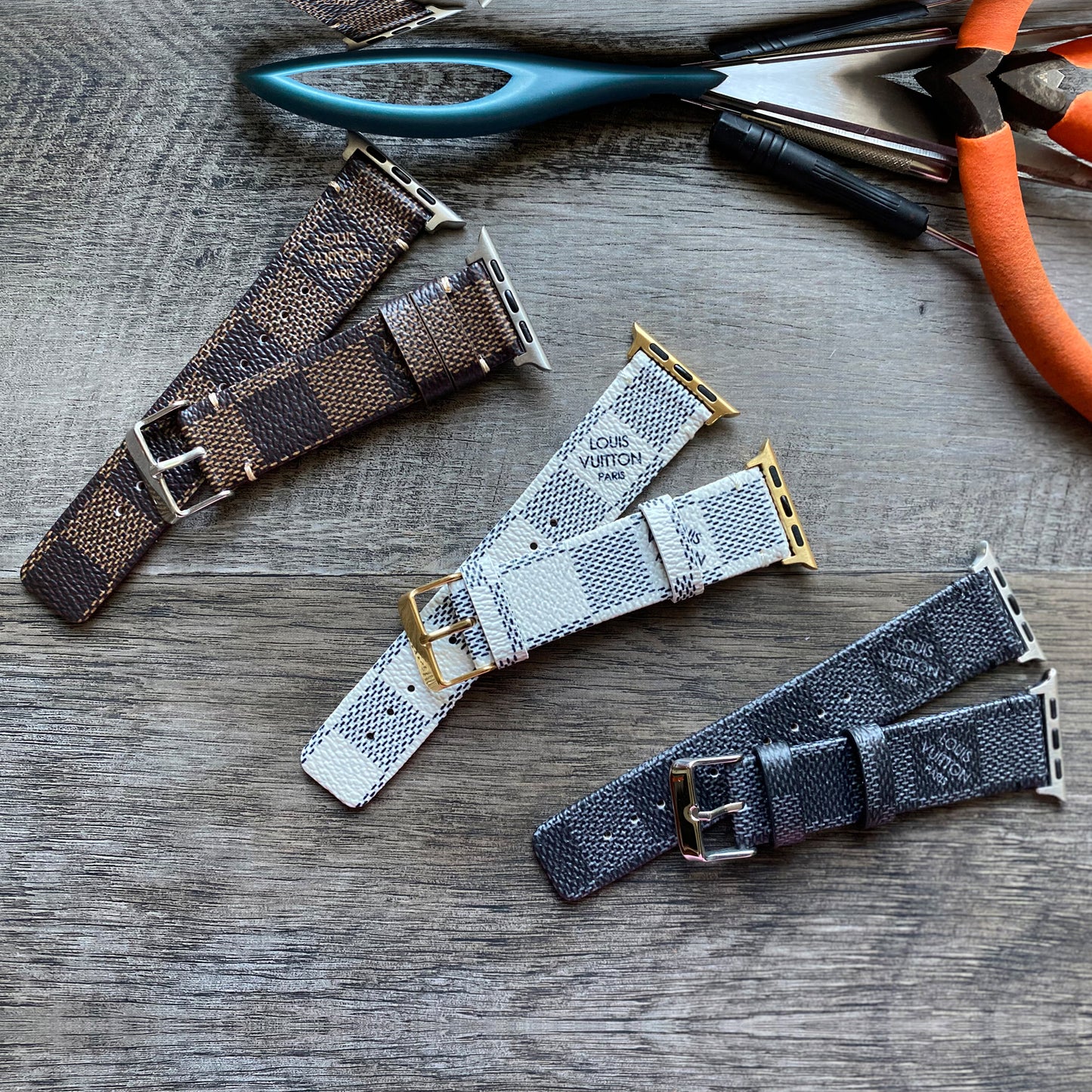 Louis Vuitton Apple Watch Tambour Damier Graphite Canvas Strap
