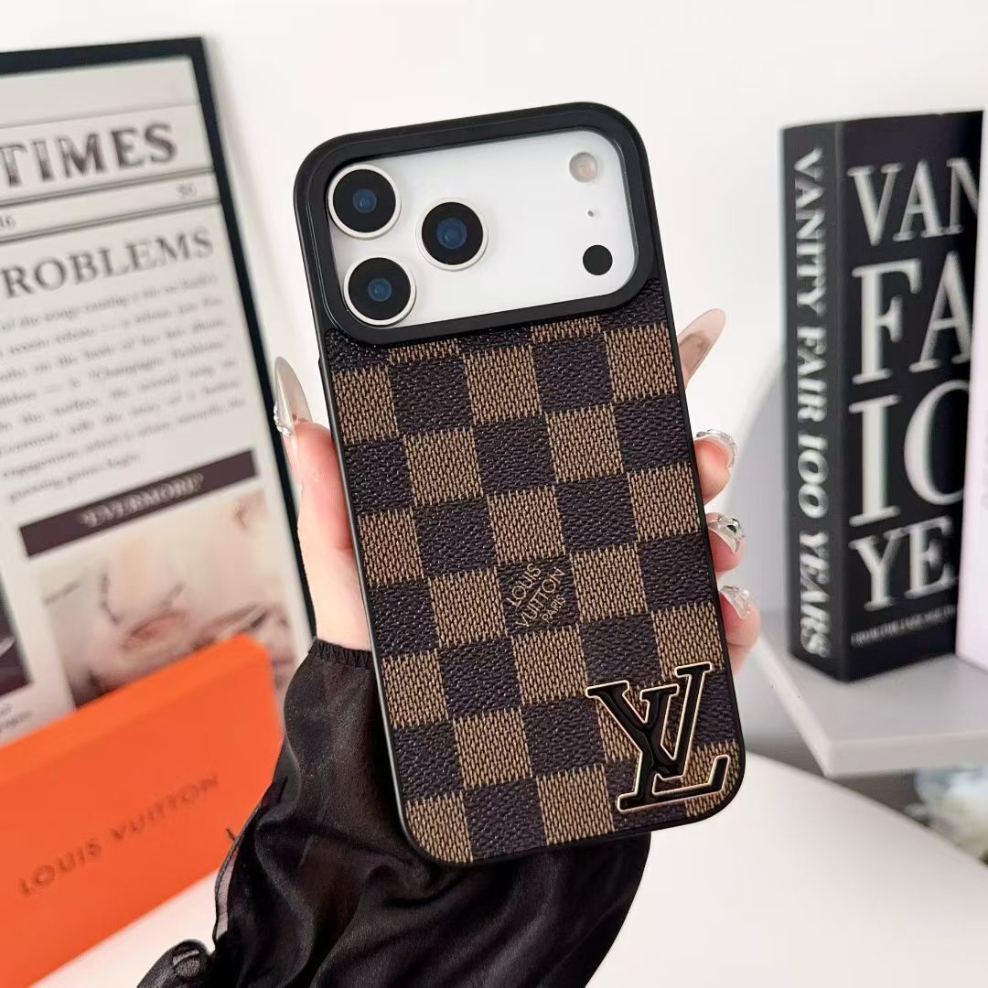 Damier Ebene Canvas Louis Vuitton iPhone 17 Pro Max Case With Logo