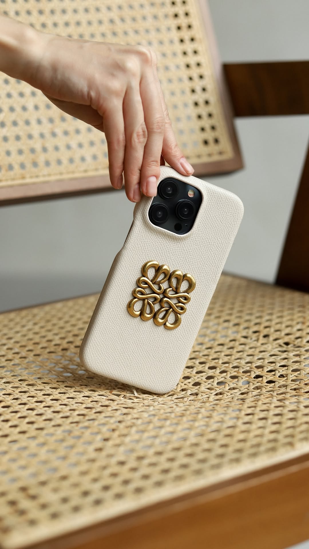 Ivory Pearl Loewe iPhone 16 Pro Max Case